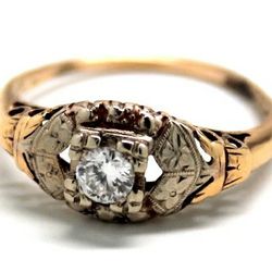 Ladies Diamond/14K Gold Engagement Ring