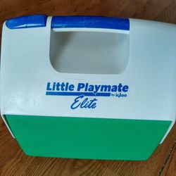 Vintage Playmate Elite. Igloo Cooler. Cooler. Excellent Condition. Work Or Play. Clean.