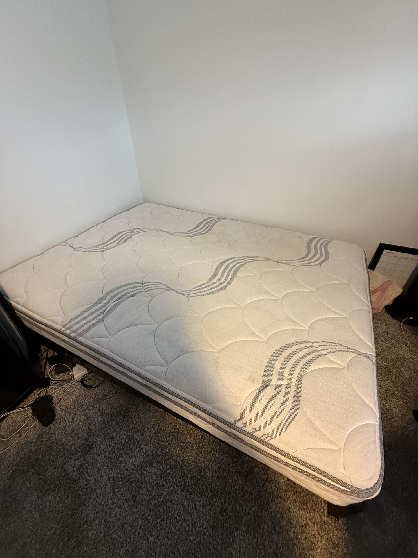 Free Queen Bed Mattress