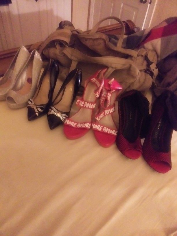 Size 6 1/2 High Heel Shoes