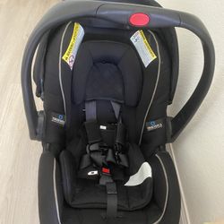 Graco Car Seat True shield 