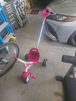 Toddler push & ride tricycle.
