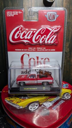 2020 M2 Machines Coca Cola 1975 GMC Sierra Grande Squarebody 15 1:64 Mint!