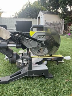 Ryobi Sliding Compound Miter Saw