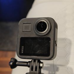 Gopro Max + Tripod