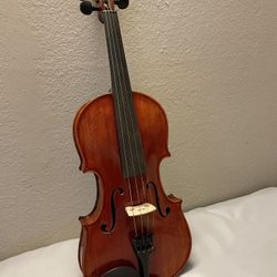 Pretty 4/4 Violin Flame Back
