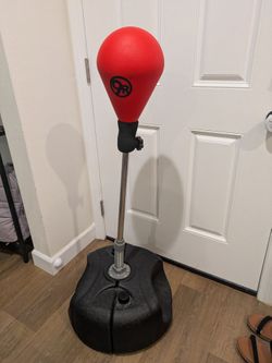 Adjustable Reflex Punching Bag