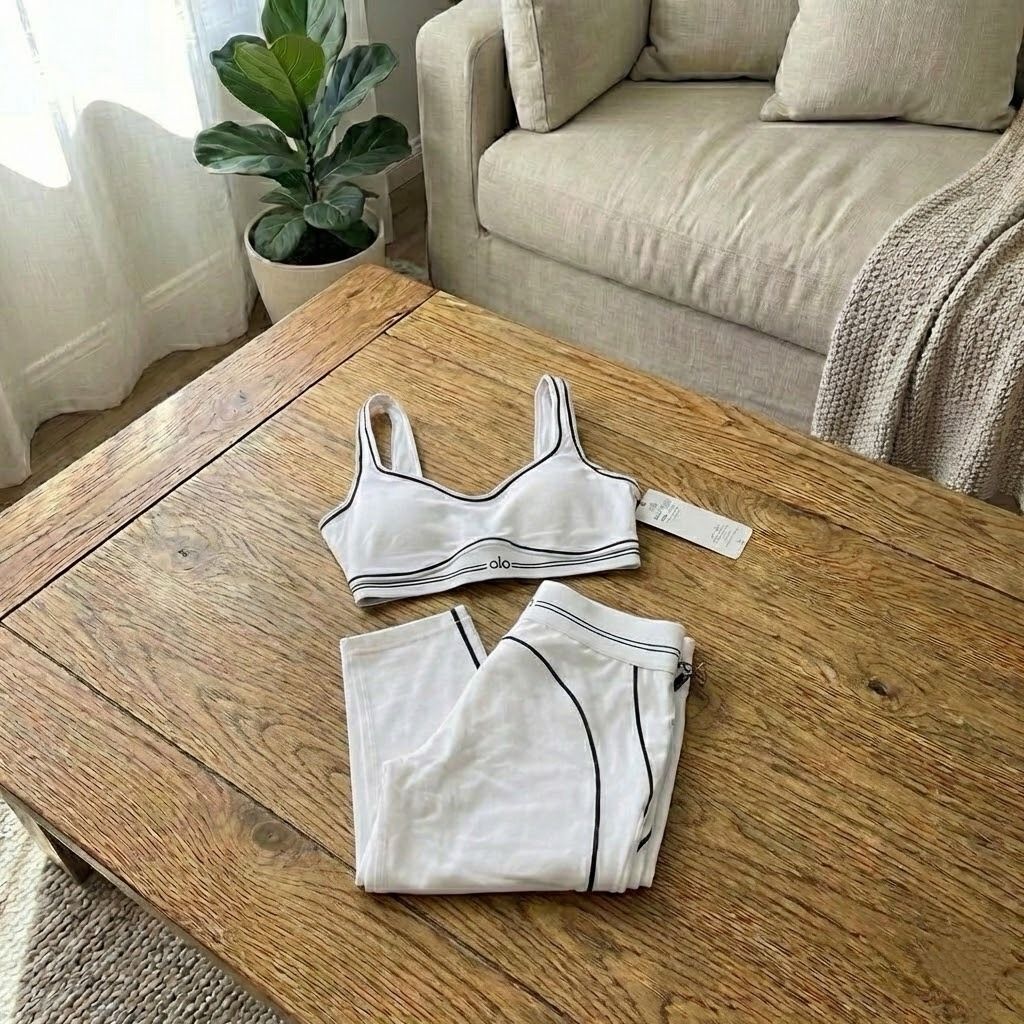 Alo Yoga Sets