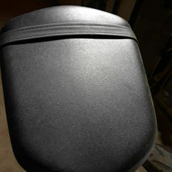 06-07 Suzuki gsxr 600,750 back seat