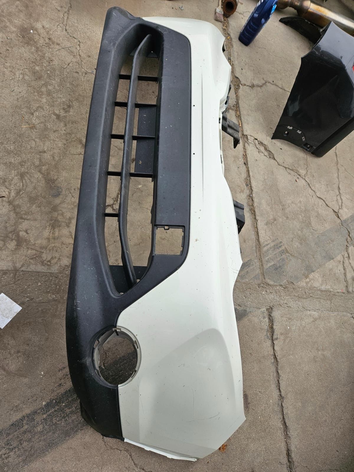 Nissan rogue sport front bumper Oem