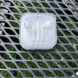 (3).iPhone EarPods Wired Earbuds 
