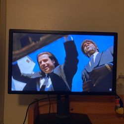 DELL monitor - 27” 1440p