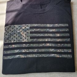 Boys Flag T-shirt Size L 