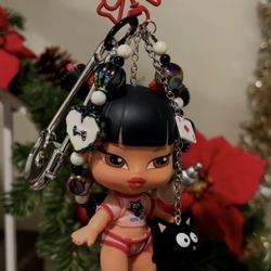 🖤✨ Bratz Babyz Jade Keychain ♥️✨