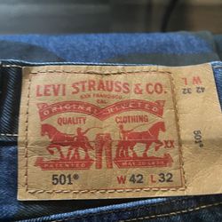 Levi’s 42x32