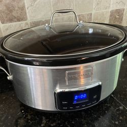 Programable Slow cooker Frigidaire $10 