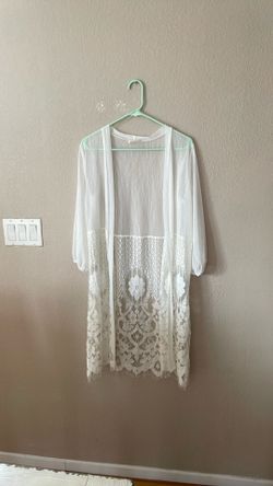 Women’s white lace duster or cover up