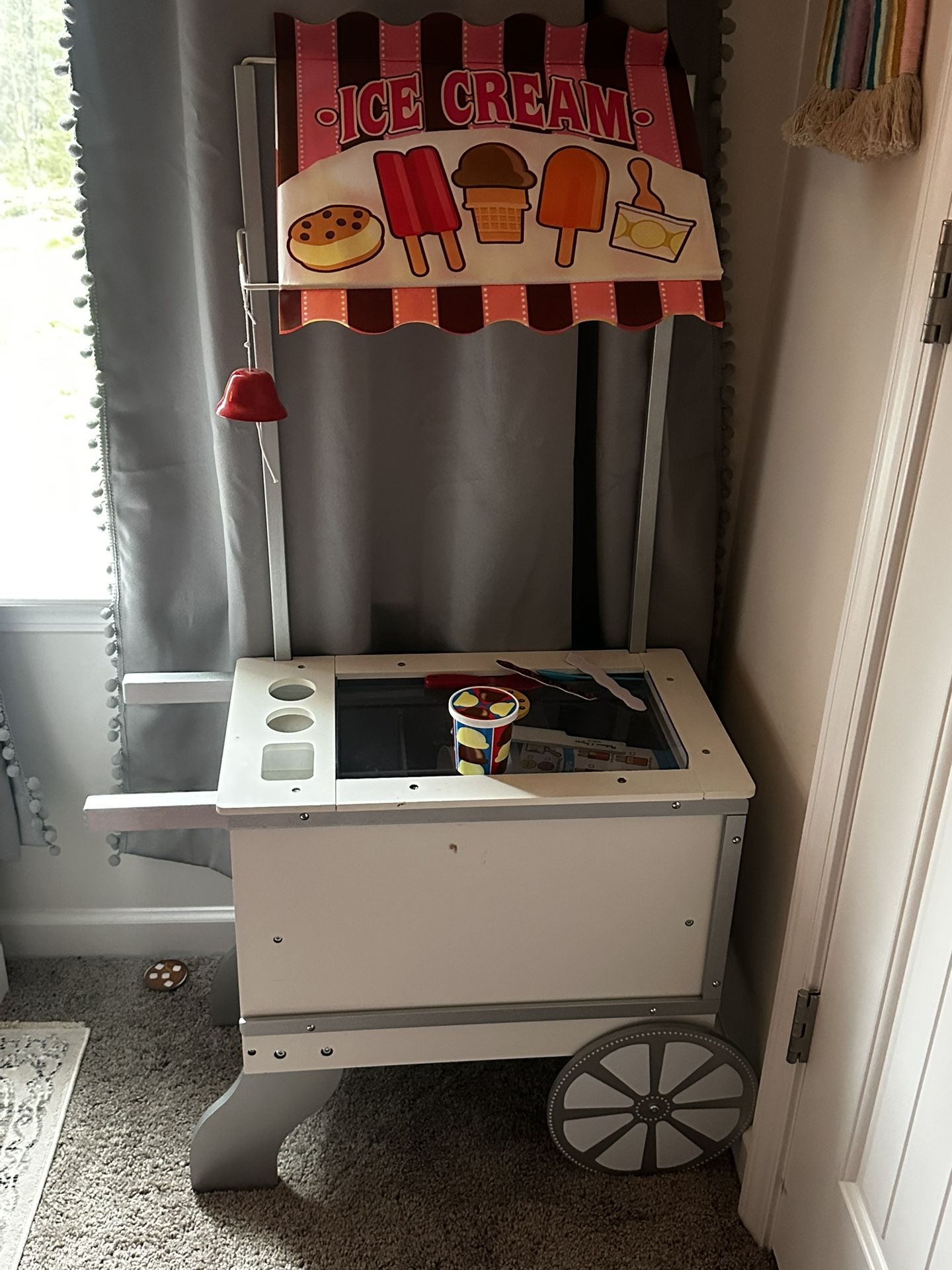 Melissa And Doug Snack Cart