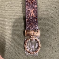 Louis Vuitton Monogram Canvas Dragonne Key Chain