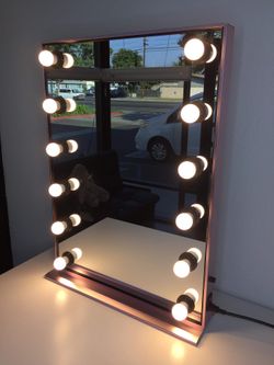 Hollywood Vanity Mirror 24x34 in Tabletop Wall Mount