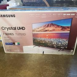 65" CRYSTAL 4K SAMSUNG SWEET DEAL!!!
