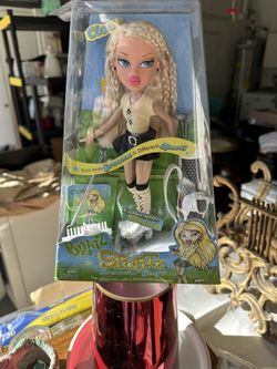 Cloe Bratz Groovin Golf Doll