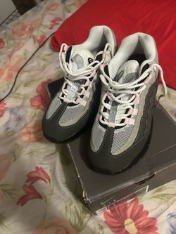 Air maxes