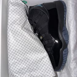 Jordan 11 Gamma Blue Sz 9 