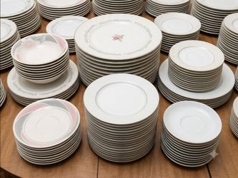 Plates set
