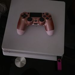 I'm selling my jail broken ps4