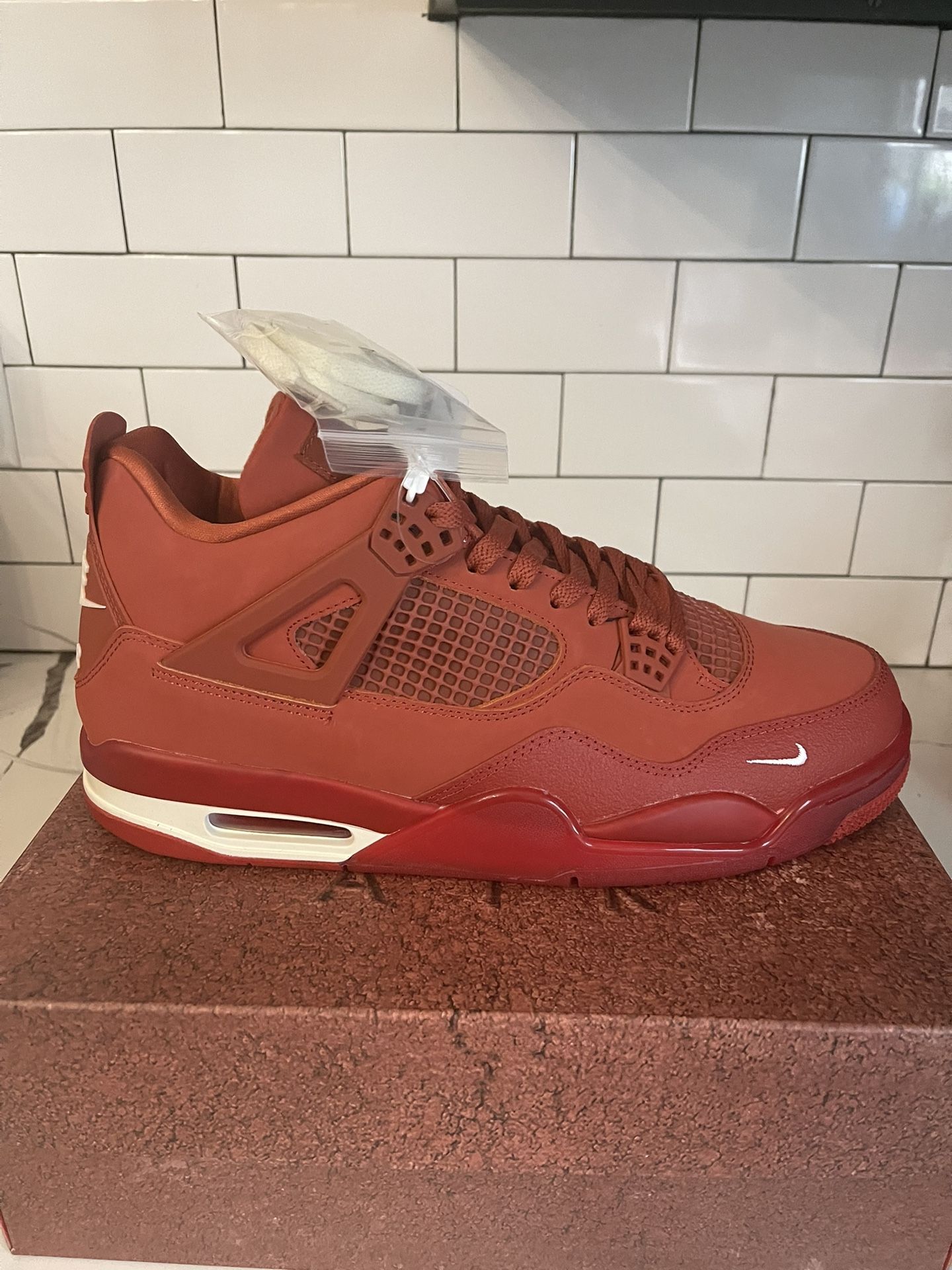 Men’s Jordan Retro 4 Brick By Brick Size 13.