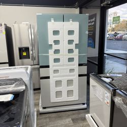 😍BRAND NEW SAMSUNG BESPOKE 29 CUBIC FT. 4-DOOR REFRIGERATOR WITH BEVERAGE CENTER AND ICE MAKER😍