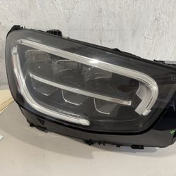 2021 Mercedes Glc300 Left Headlight 
