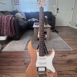 Yamaha electric guitar