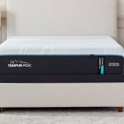 Mattress Tempur Pedic Hybrid Mideum King Size Brand New