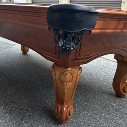 8FT Pool Table - 3pc slate - Delivery/Setup, any color felt & accessory kit included