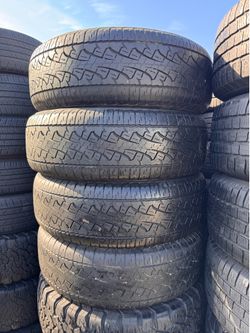 265/70R17 Pirelli en perfectas condiciones de Vida las 4