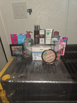 Makeup bundle