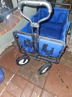 Blue car for beach  toys  or carry kids