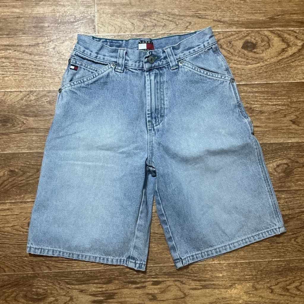 Tommy Hilfiger Youth Shorts size 8