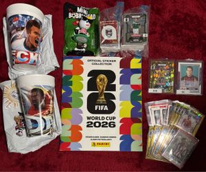 FIFA 2026 soccer lot (cards, stickers & cups)