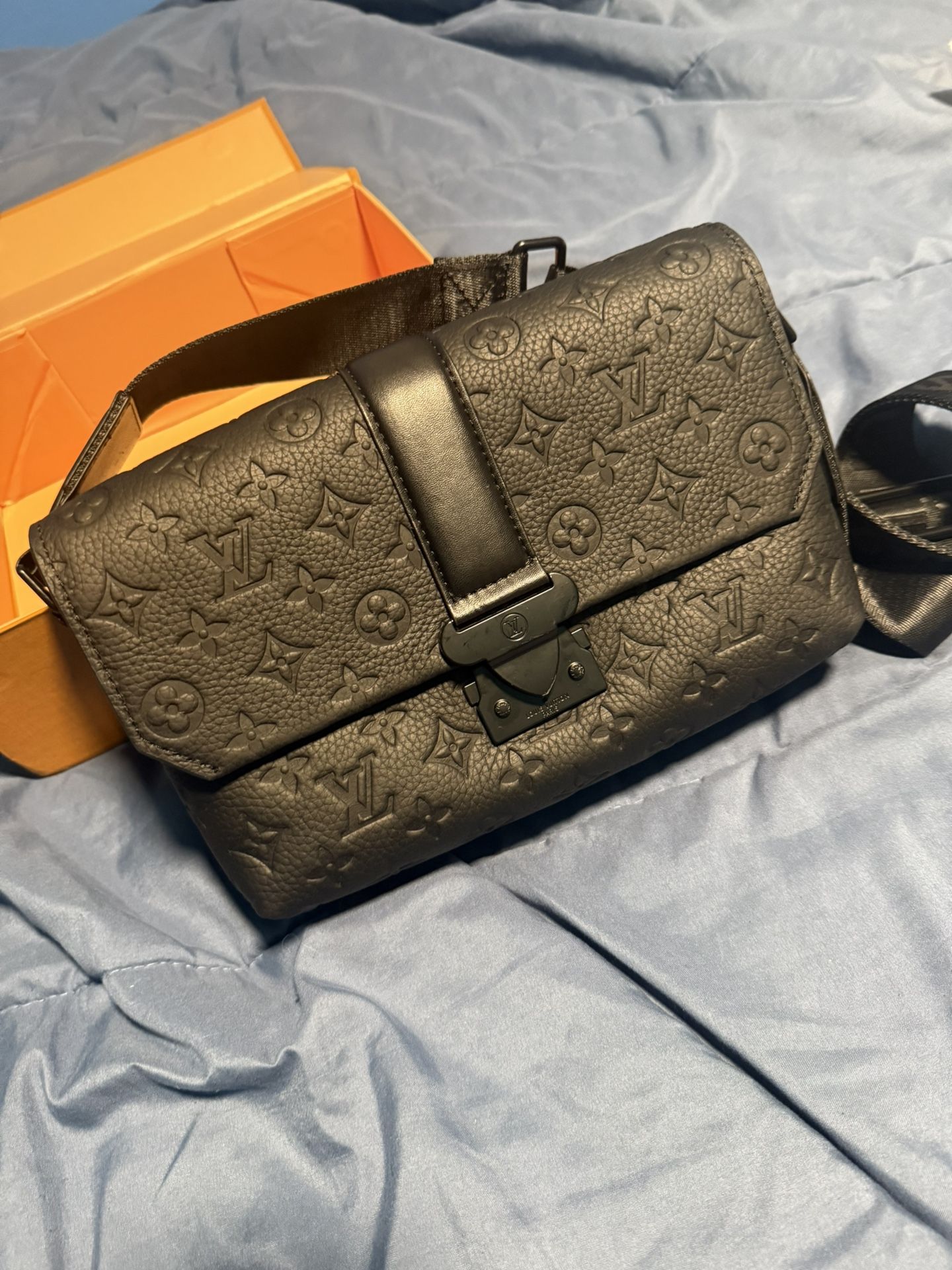 Louis Vuitton S- Cape Messenger Bag
