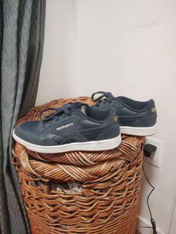 🔥 Reebok Classic Sneakers Women's Size 7.5 – Like New, Worn Once! 🔥