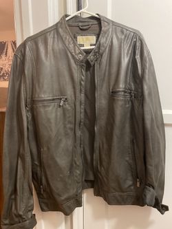 Men’s Michael Kors Beige Leather Jacket Size: L
