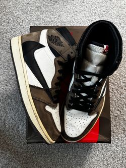 Travis Scott Air Jordan 1 High OG Mocha Size 9.5 Preowned
