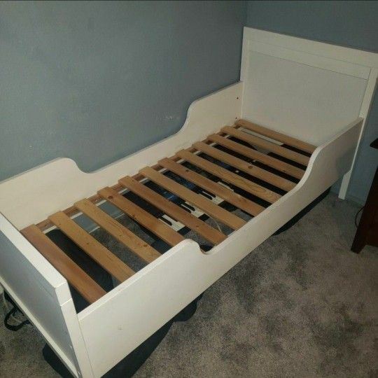 Kids/Toddler Beds