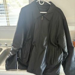 Mens Leather Jacket Size LG 