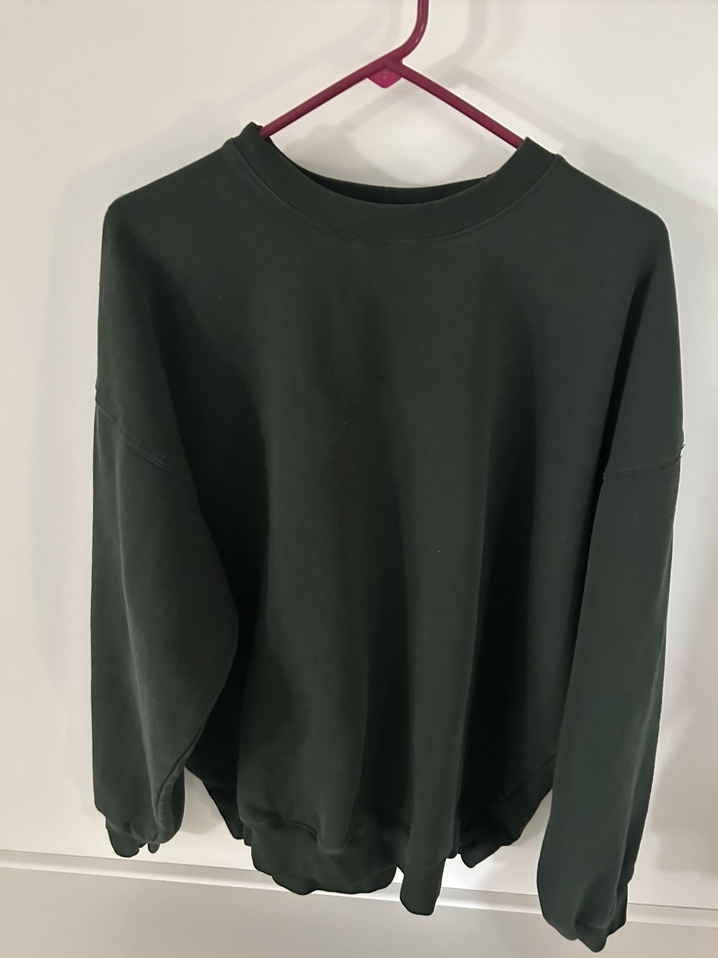 Brandy Melville Sweatshirt