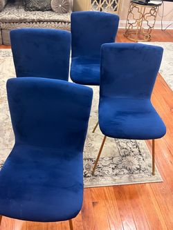 Modern Set of 4 Blue Velvet Dining Chairs