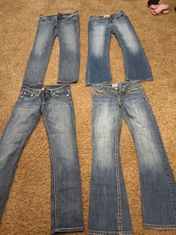 Jeans 5.00 each size 8 m27/29 n 4 n 3/4 5.00 each